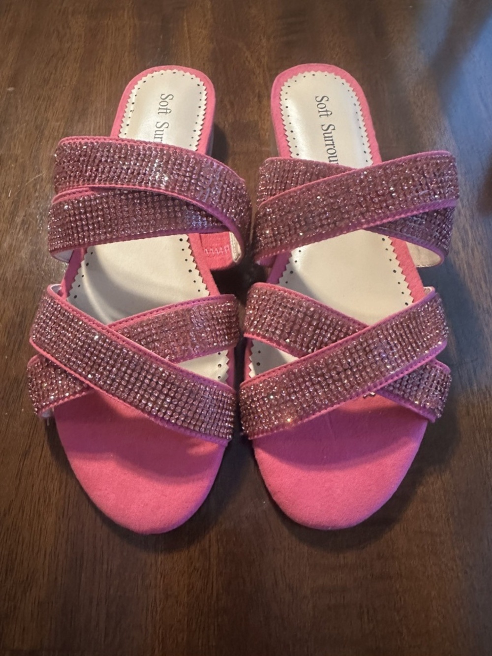 Soft Surroundings Shine on Sandals Magenta Size 8.5